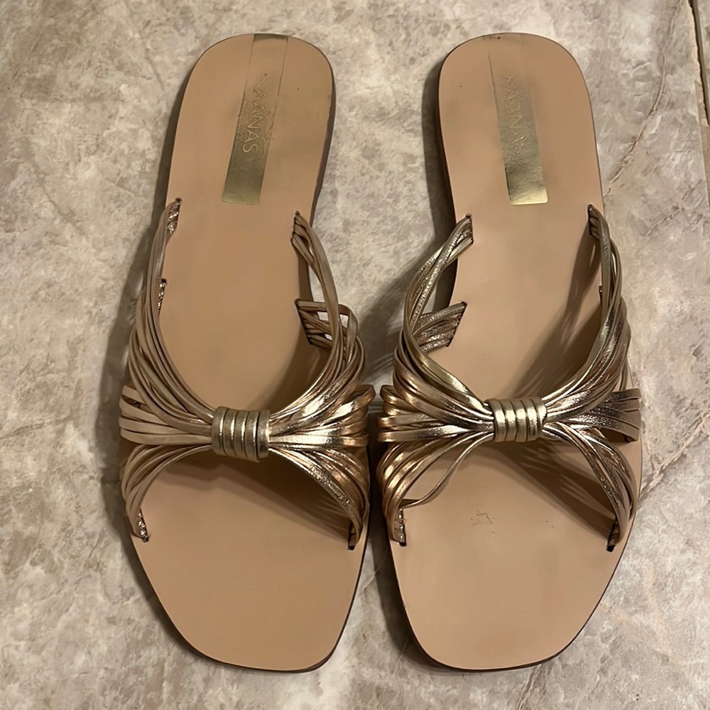 Kaanas Sandals